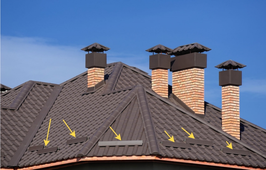Пример расположения уголковых снегогозадержателей на крыше, покрытой металлочерепицей