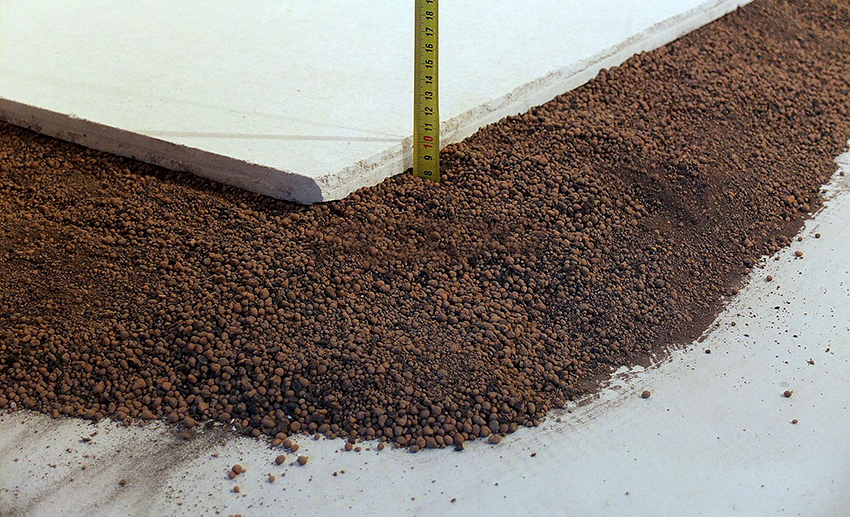 Метод сухой стяжки подразумевает использование керамзита под ГВЛ 